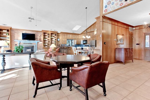 542 Hideaway Lane E, Hideaway, TX 75771