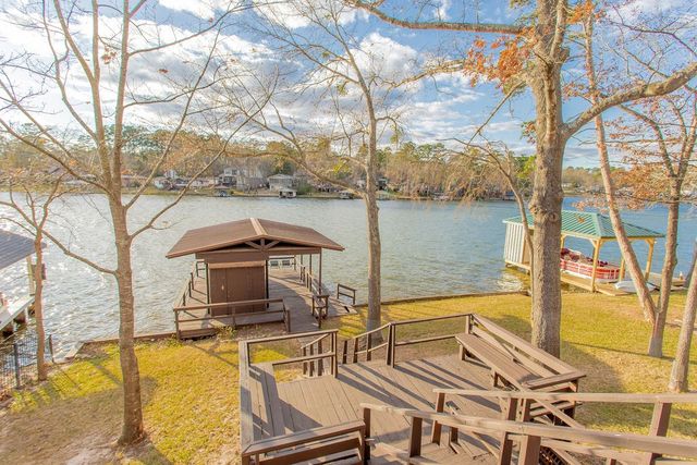 542 Hideaway Lane E, Hideaway, TX 75771