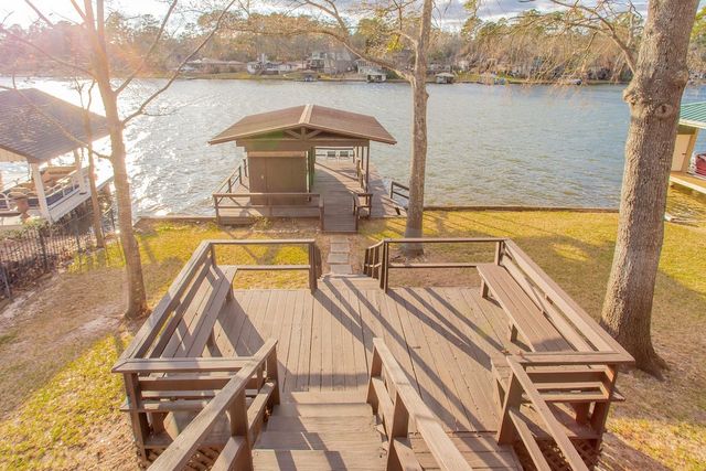 542 Hideaway Lane E, Hideaway, TX 75771