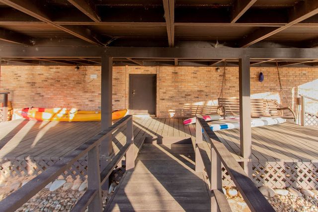 542 Hideaway Lane E, Hideaway, TX 75771