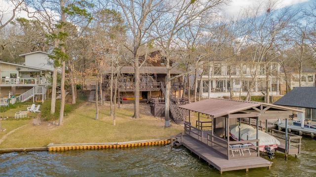 542 Hideaway Lane E, Hideaway, TX 75771