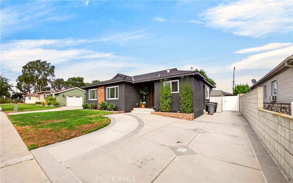 1220 Maple, Torrance, CA 90503 — photo 2