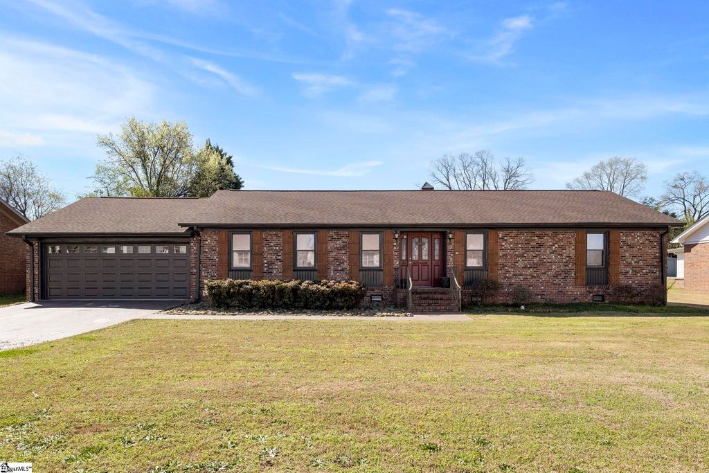 1218 Brushy Creek Road, Taylors, SC 29687