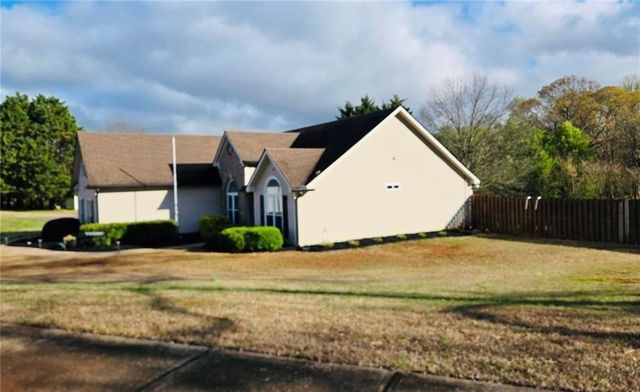 16 Bailey Park Court, Jefferson, GA 30549