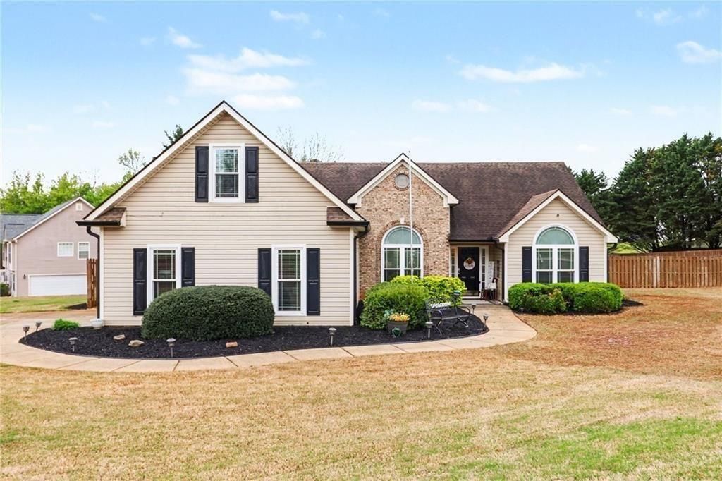 16 Bailey Park Court, Jefferson, GA 30549