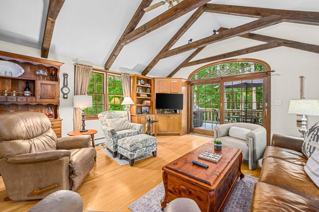 5 Hinckley Circle, Osterville, MA 02655