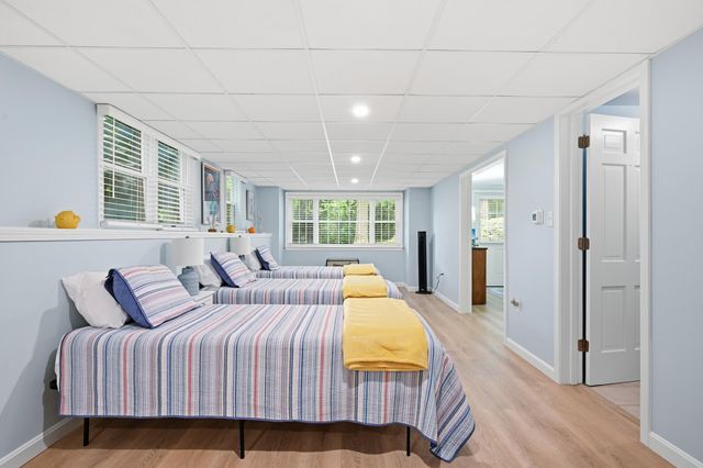 5 Hinckley Circle, Osterville, MA 02655