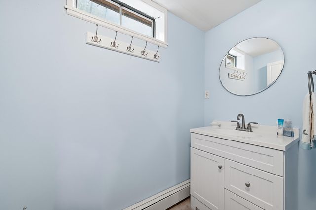 5 Hinckley Circle, Osterville, MA 02655