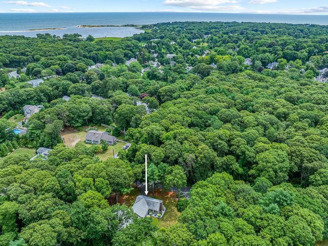 5 Hinckley Circle, Osterville, MA 02655