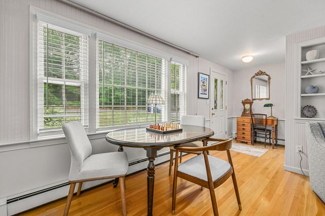 5 Hinckley Circle, Osterville, MA 02655