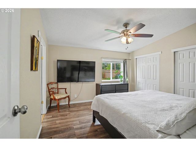 12450 Sw FISCHER Rd 103, Portland, OR 97224