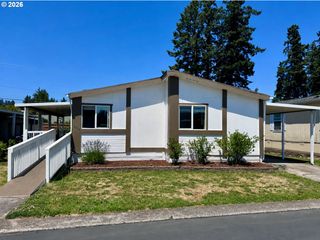 12450 Sw FISCHER Rd 103, Portland, OR 97224