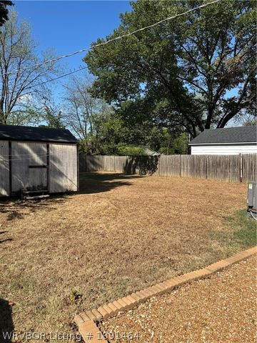 2311 S S Street, Fort Smith, AR 72901