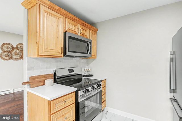 24 ROSE OF SHARON DR, Etters, PA 17319