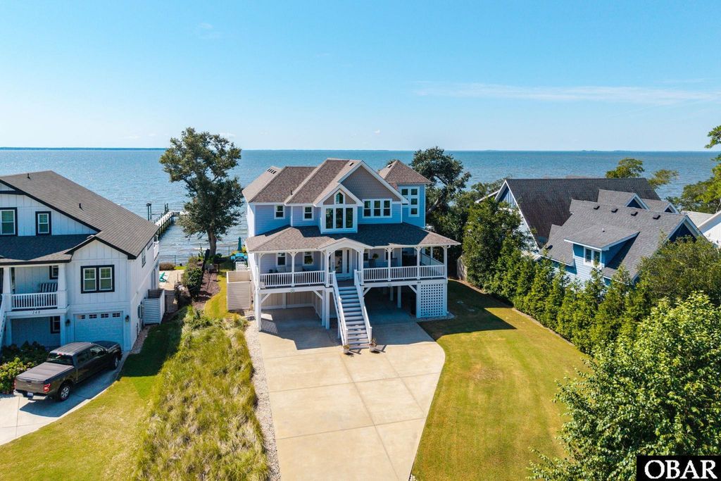 Image 74 of property listing at 144 Shingle Landing Lane, Kill Devil Hills, NC 27948