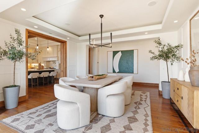 8080 La Jolla Scenic Dr N, La Jolla, CA 92037