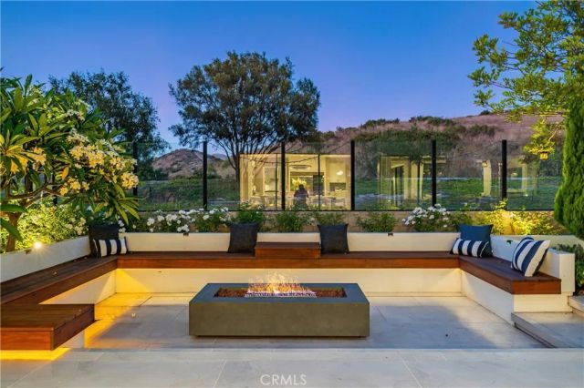 51 Thrush, Irvine, CA 92618