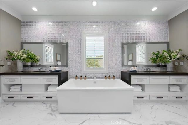 51 Thrush, Irvine, CA 92618