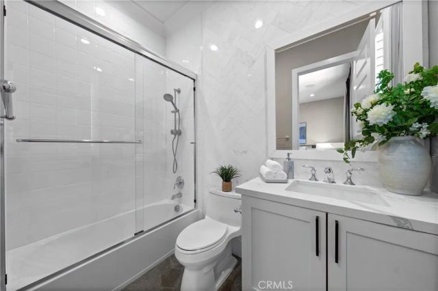 51 Thrush, Irvine, CA 92618
