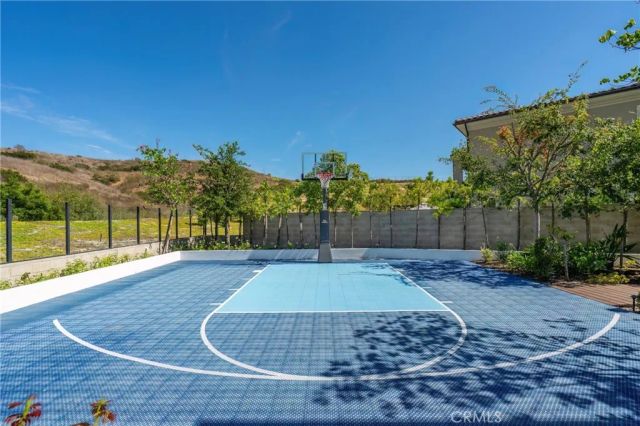 51 Thrush, Irvine, CA 92618