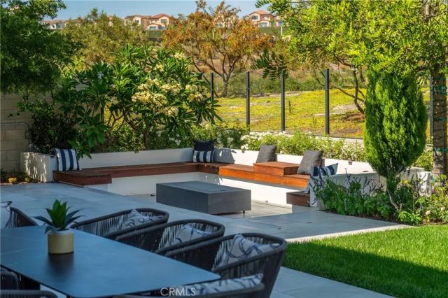 51 Thrush, Irvine, CA 92618