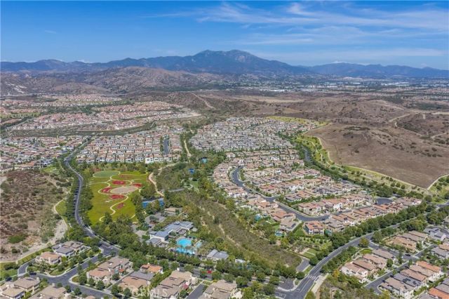 51 Thrush, Irvine, CA 92618