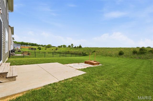 27518 Forest Ridge Drive, Warrenton, MO 63383
