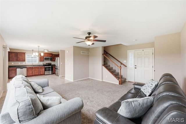 27518 Forest Ridge Drive, Warrenton, MO 63383