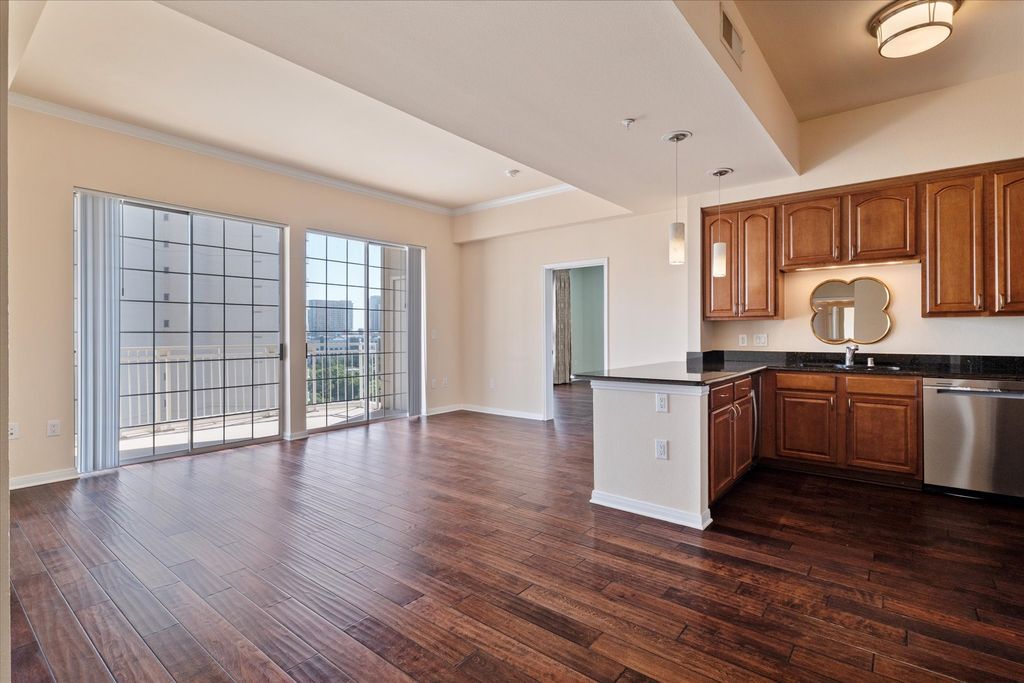 3225 Turtle Creek Boulevard 1009, Dallas, TX 75219