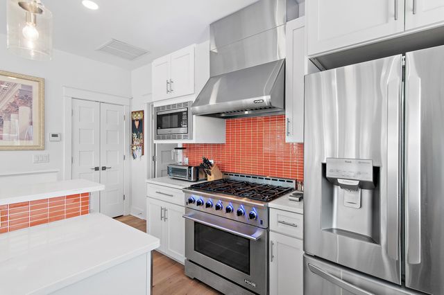 315 Red Barn Road, Freeport, FL 32439