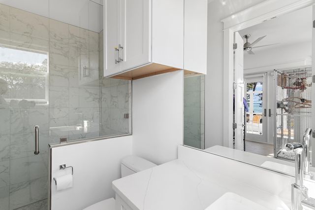 315 Red Barn Road, Freeport, FL 32439