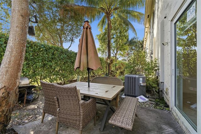 8108 Prestige Commons Drive, Tamarac, FL 33321