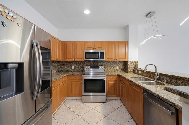 8108 Prestige Commons Drive, Tamarac, FL 33321