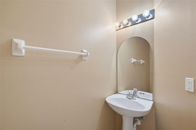 8108 Prestige Commons Drive, Tamarac, FL 33321