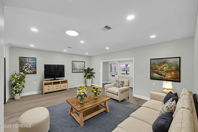 86C Dorchester Drive, Lakewood, NJ 08701