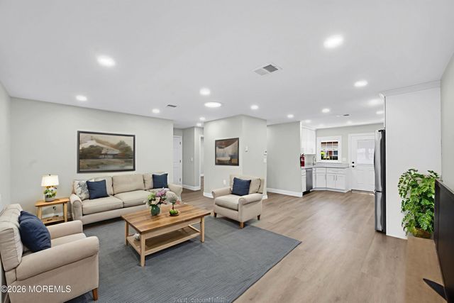 86C Dorchester Drive, Lakewood, NJ 08701
