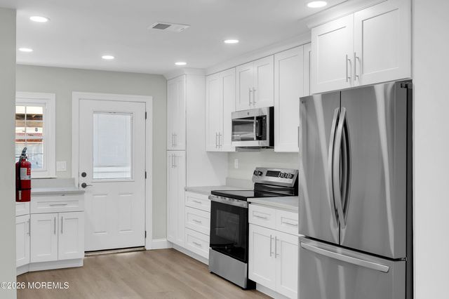86C Dorchester Drive, Lakewood, NJ 08701