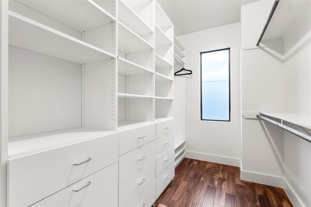 1105 E 12th ST, Austin, TX 78702