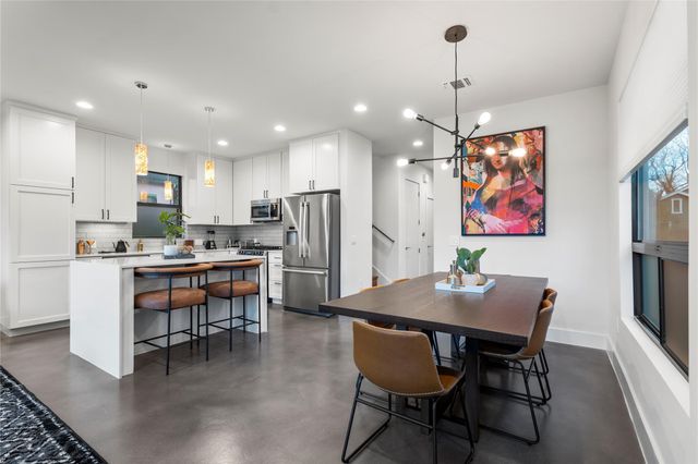 1105 E 12th ST, Austin, TX 78702