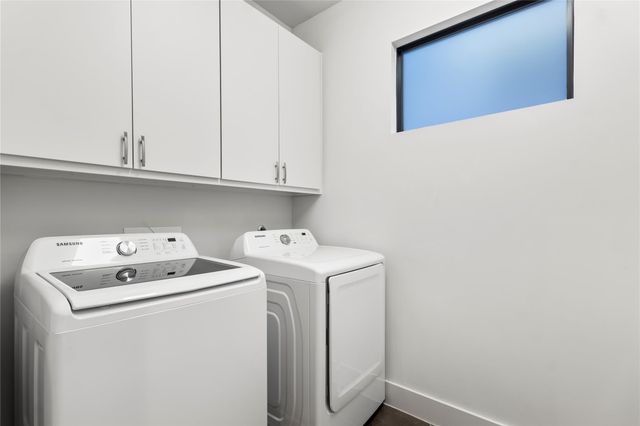 1105 E 12th ST, Austin, TX 78702