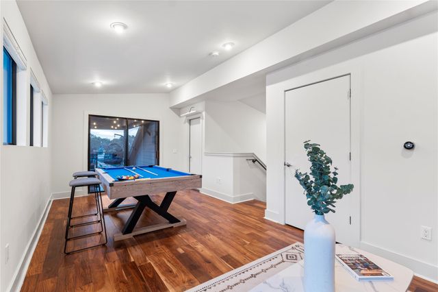 1105 E 12th ST, Austin, TX 78702