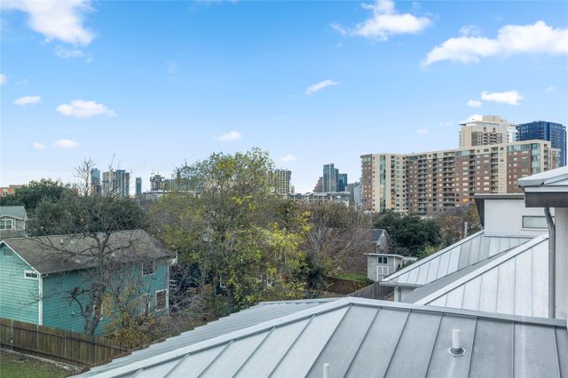 1105 E 12th ST, Austin, TX 78702