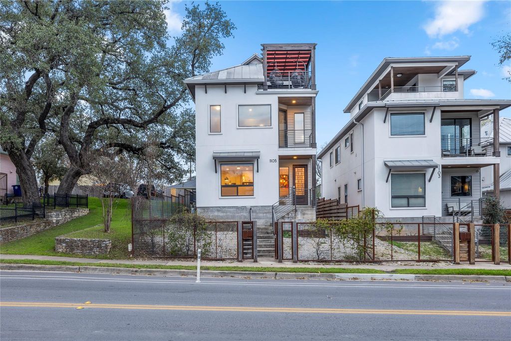 1105 E 12th ST, Austin, TX 78702