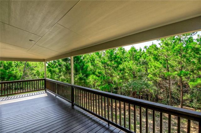 137 Lakeside DR, Bastrop, TX 78602