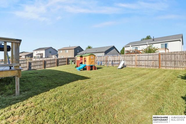 13801 S 44th Street, Bellevue, NE 68123