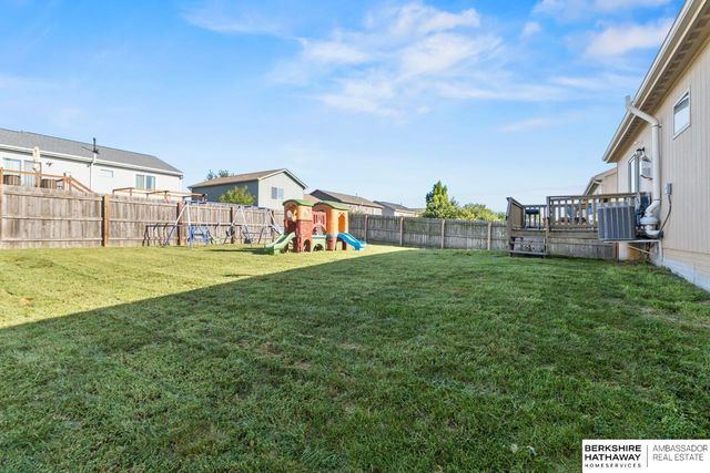 13801 S 44th Street, Bellevue, NE 68123