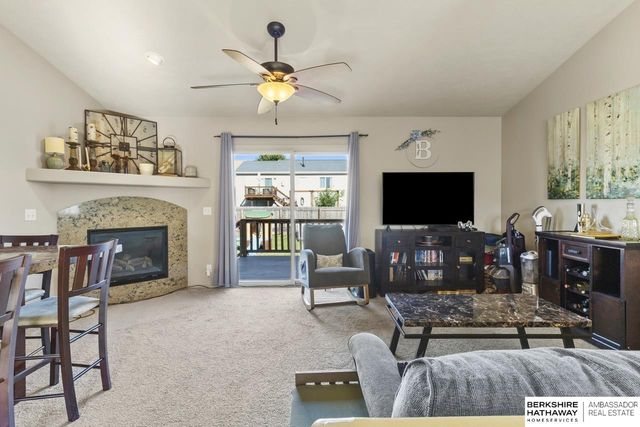 13801 S 44th Street, Bellevue, NE 68123