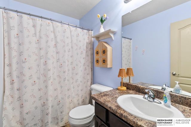 13801 S 44th Street, Bellevue, NE 68123