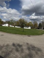 6912 Lynn Ann Drive, Hudsonville, MI 49426