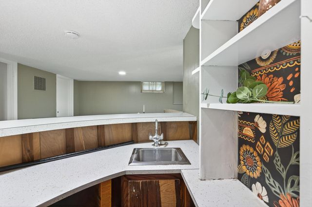 1812 Carl Street, Lauderdale, MN 55113